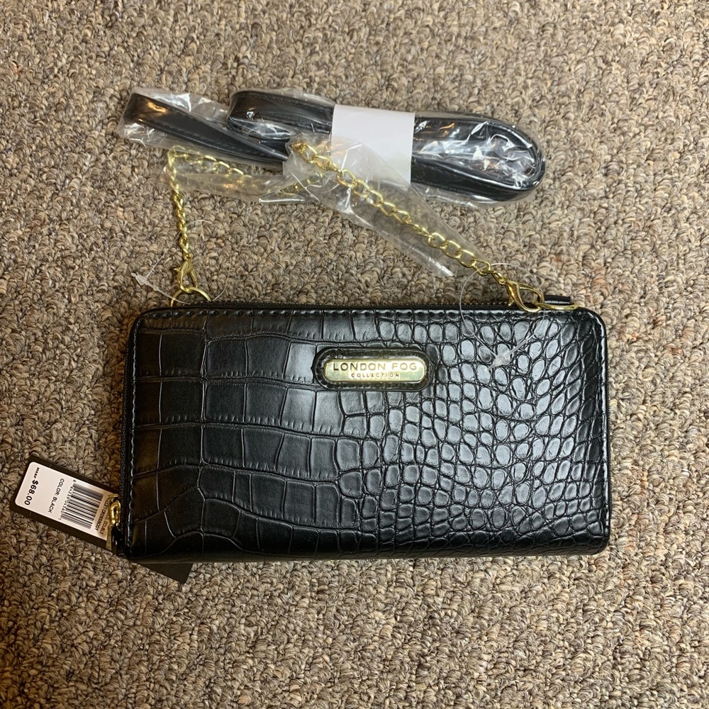 London Fog Diana Crocodile Double Wallet Crossbody LFWF22648 Black Zip Closure